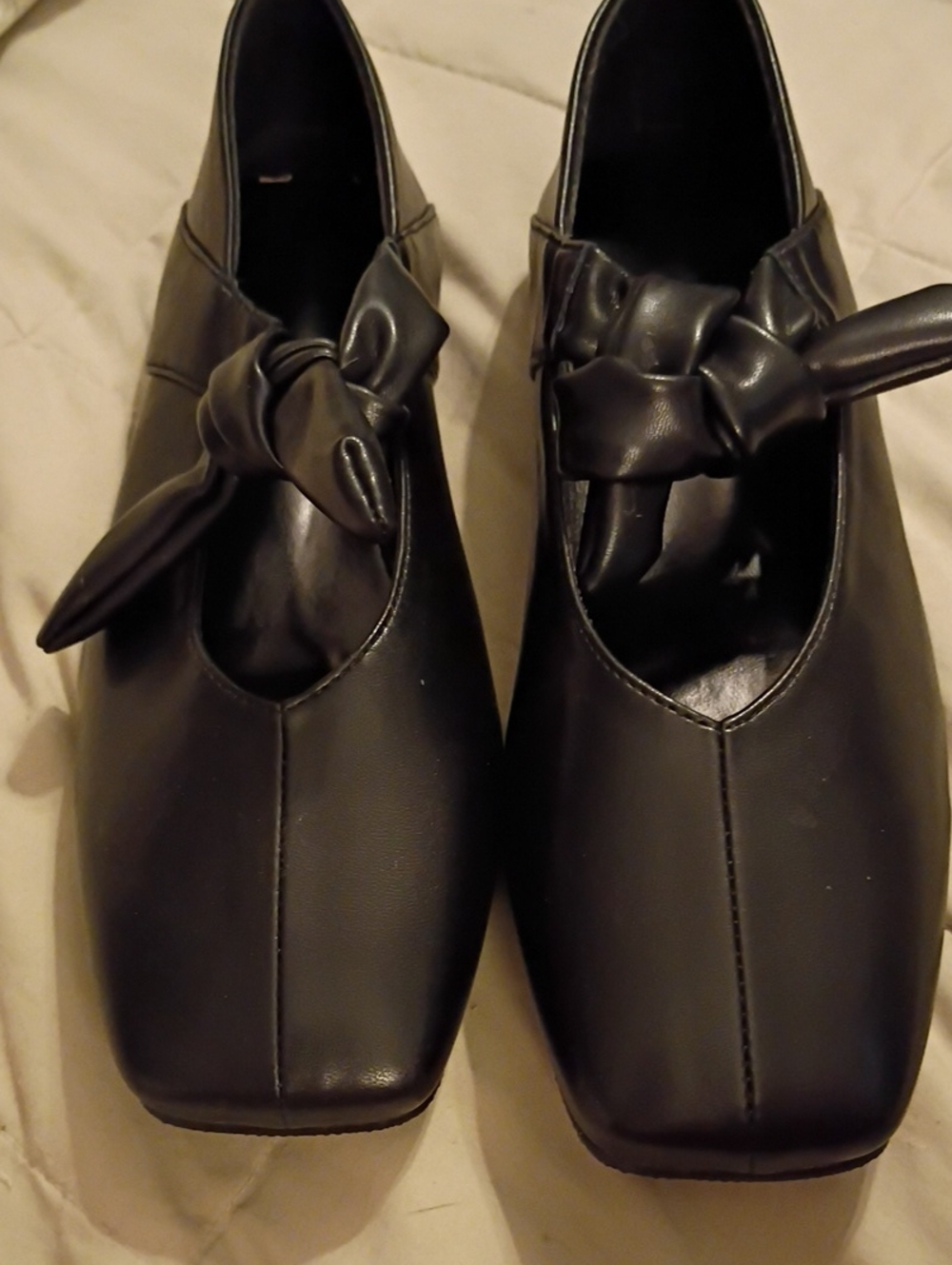 Women’s Black Knot-Front Square Toe Flats Vegan Leather NIB